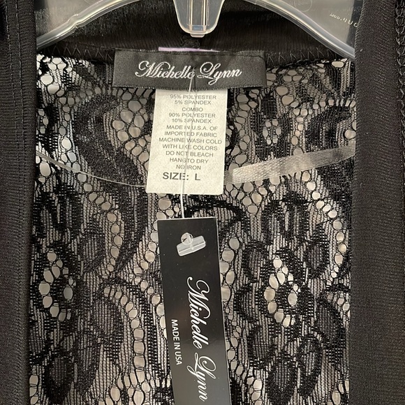 NWT Michelle Lynn brand black top - Picture 2 of 4